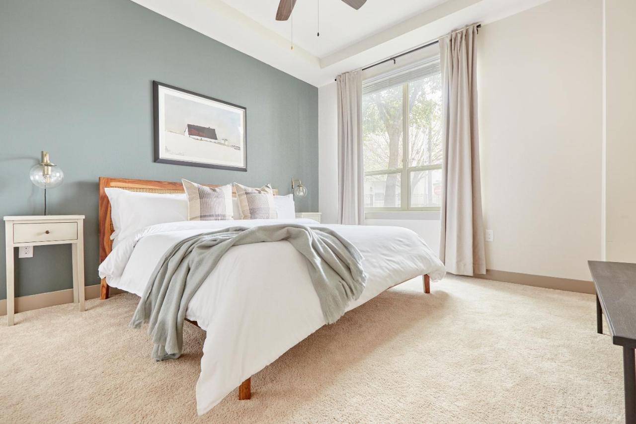 Sonder At Virage Houston Exterior photo